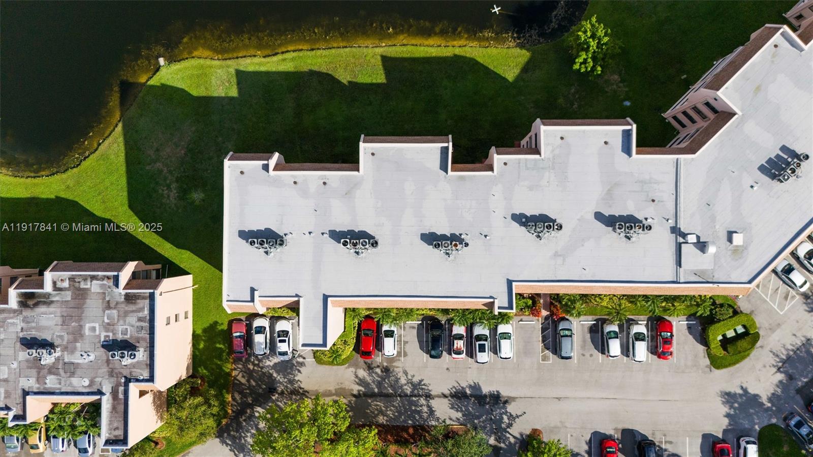 SUNRISE LAKES 158 CONDO - Residential