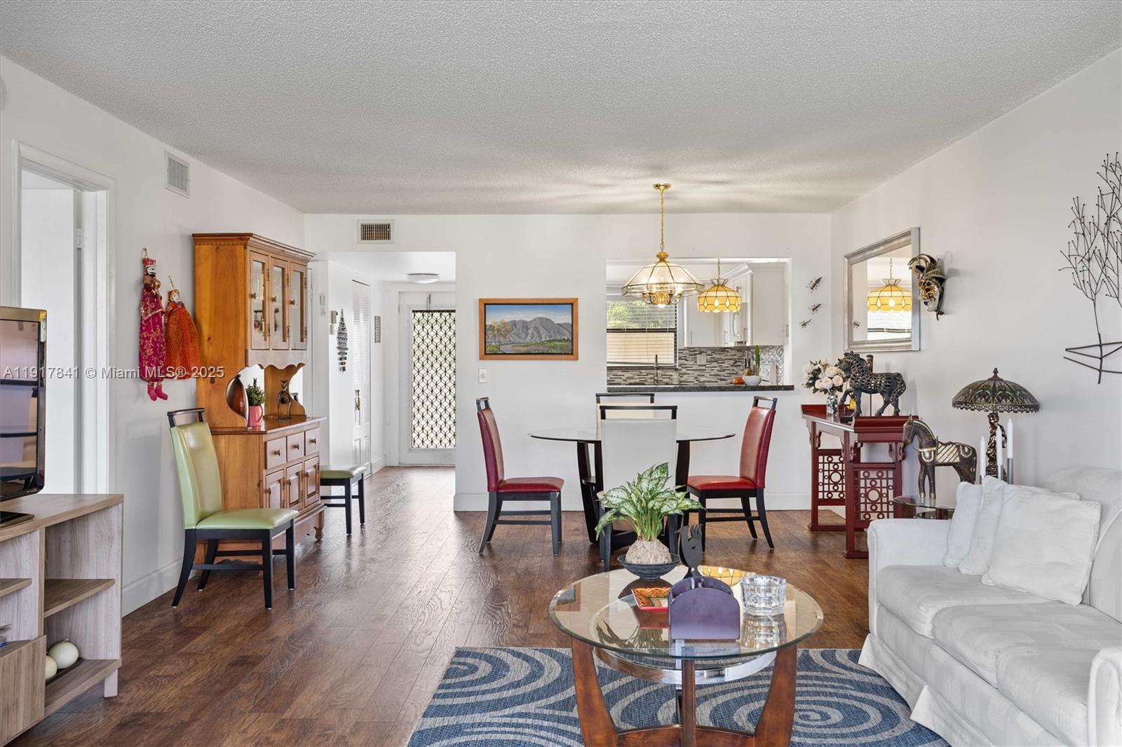 SUNRISE LAKES 158 CONDO - Residential