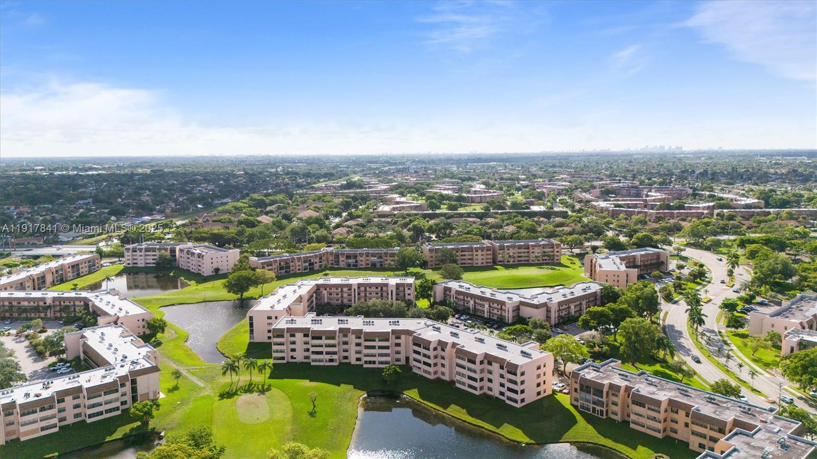 SUNRISE LAKES 158 CONDO - Residential