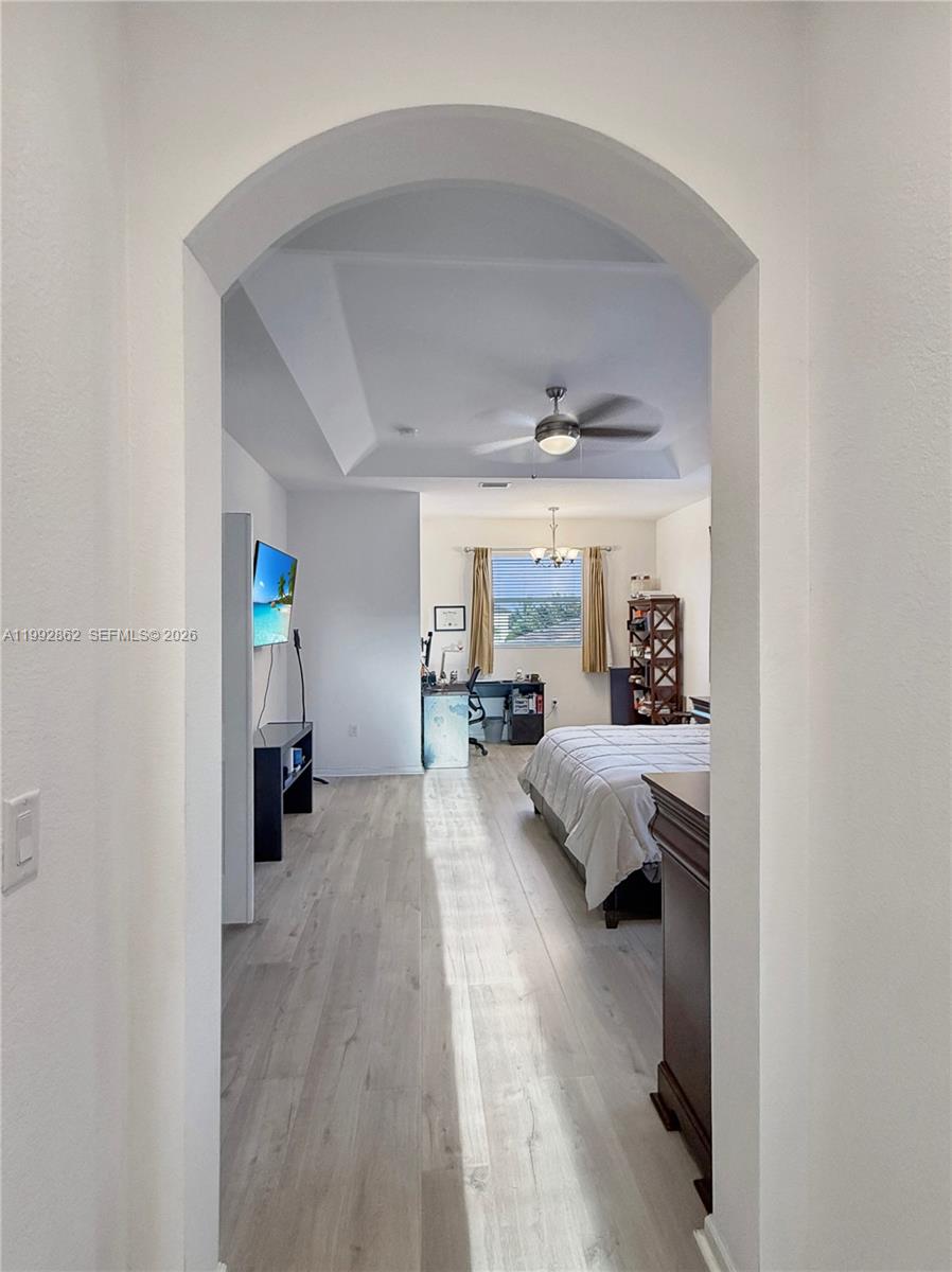 HEMINGWAY POINT - Residential