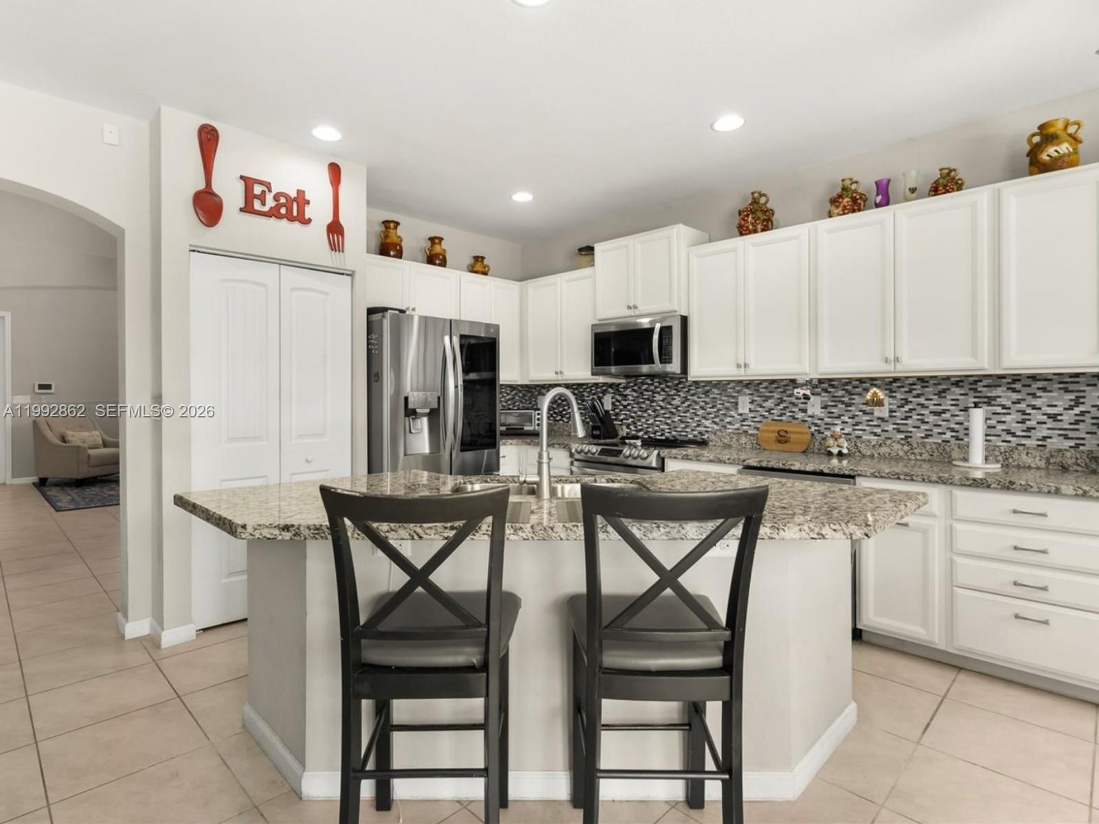 HEMINGWAY POINT - Residential