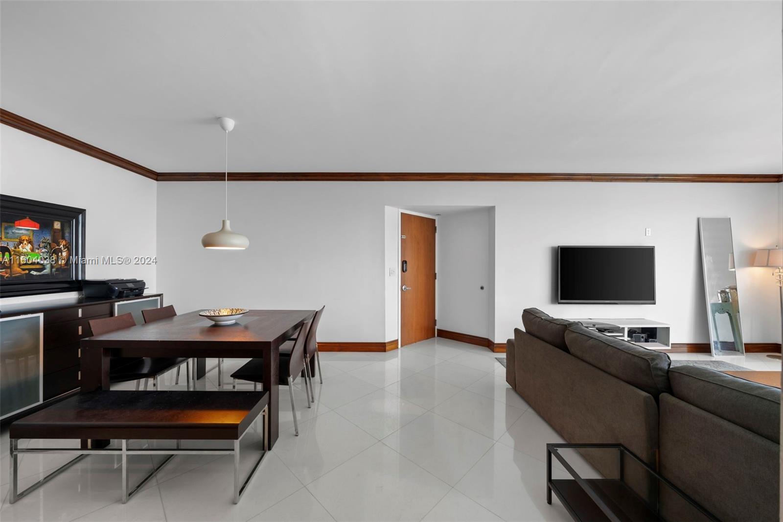 6365 Collins Ave 3904
