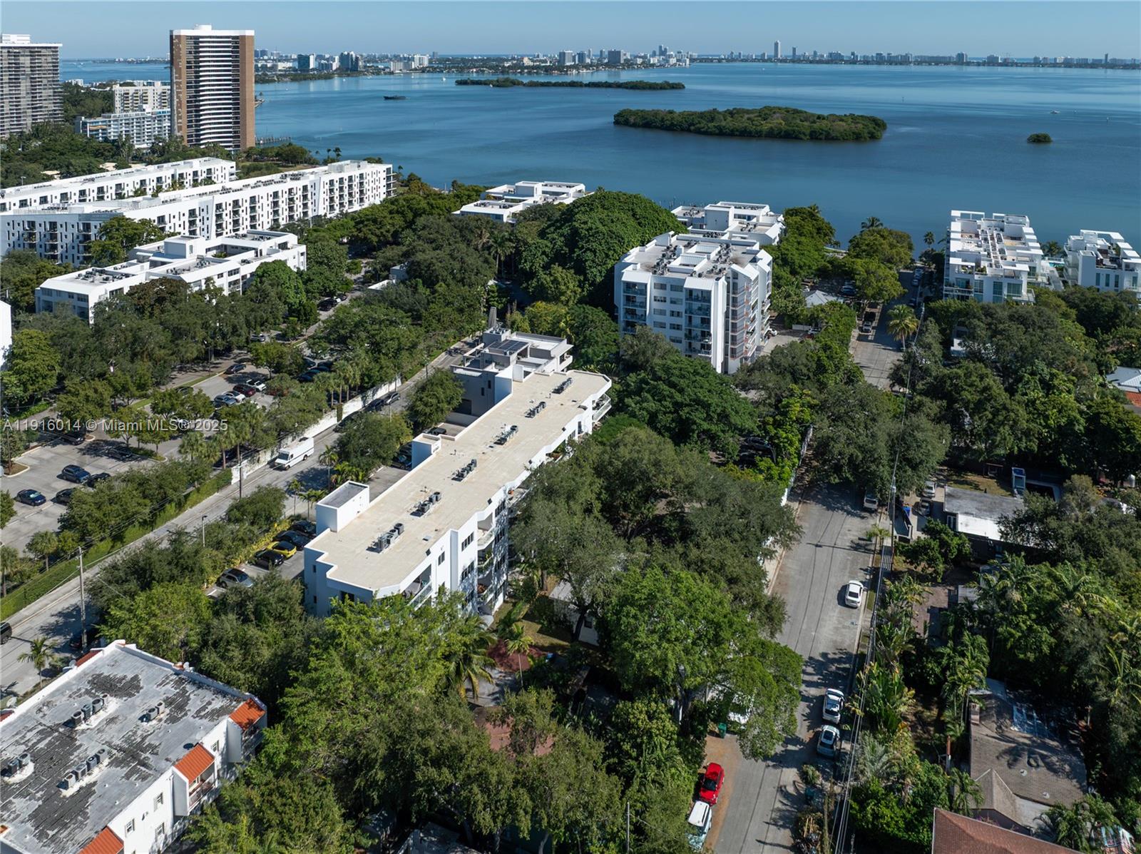 MILANA CONDO - Residential