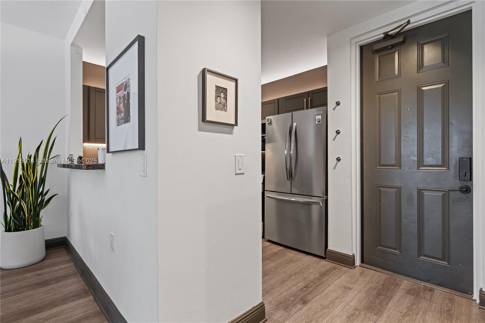 MILANA CONDO - Residential