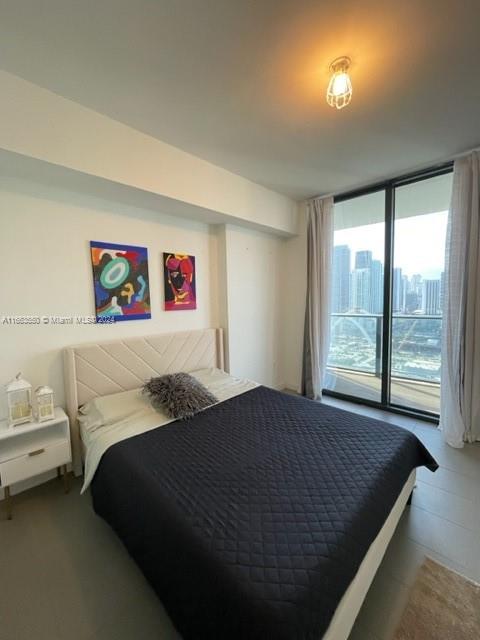 CANVAS CONDO - Residential