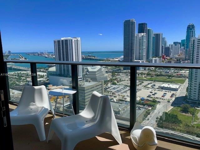INVESTORS ONLY Great unit in canvas fully furnished , great luxury high-rise with incredible amenities. super central location . The condo has a great layout , u can have a great views from all rooms , very bright and more. big balcony to enjoy it . OFFERED rented. lease expire. 01/31/2026. all furniture comes in the sale.