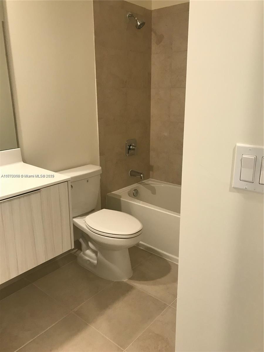 HIGHLAND AT PARK CENTRAL - Residential