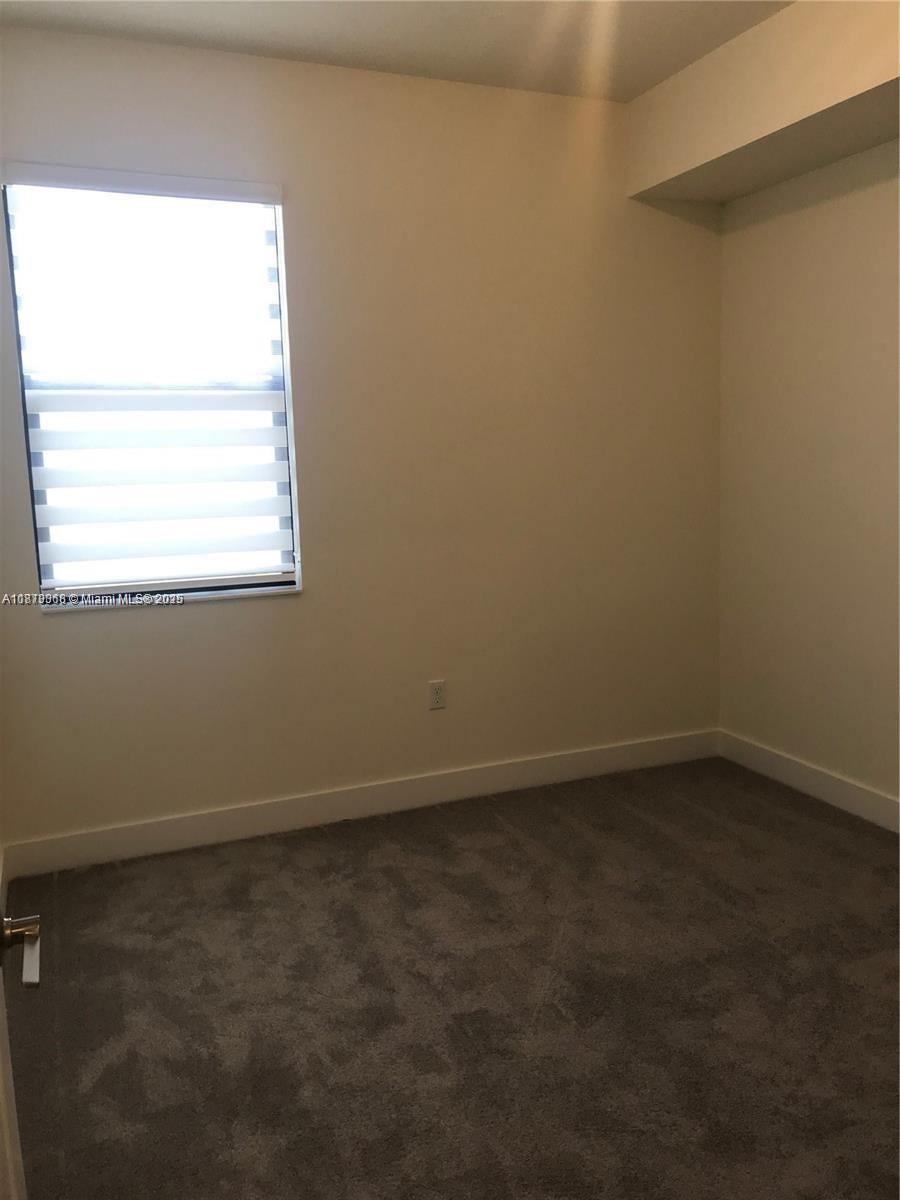 HIGHLAND AT PARK CENTRAL - Residential