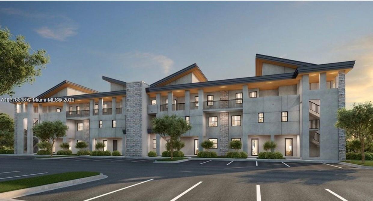 HIGHLAND AT PARK CENTRAL - Residential