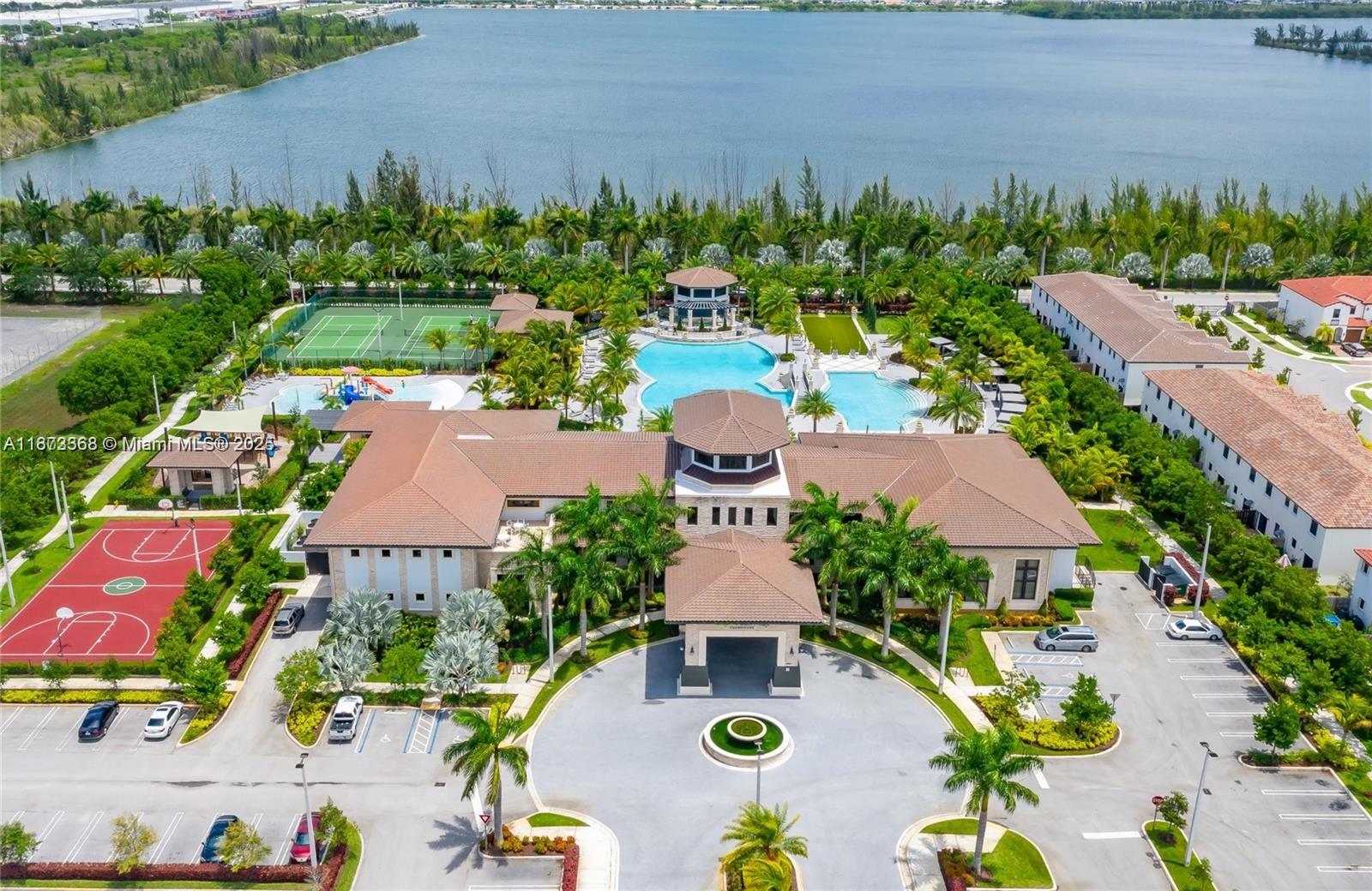 HIGHLAND AT PARK CENTRAL - Residential