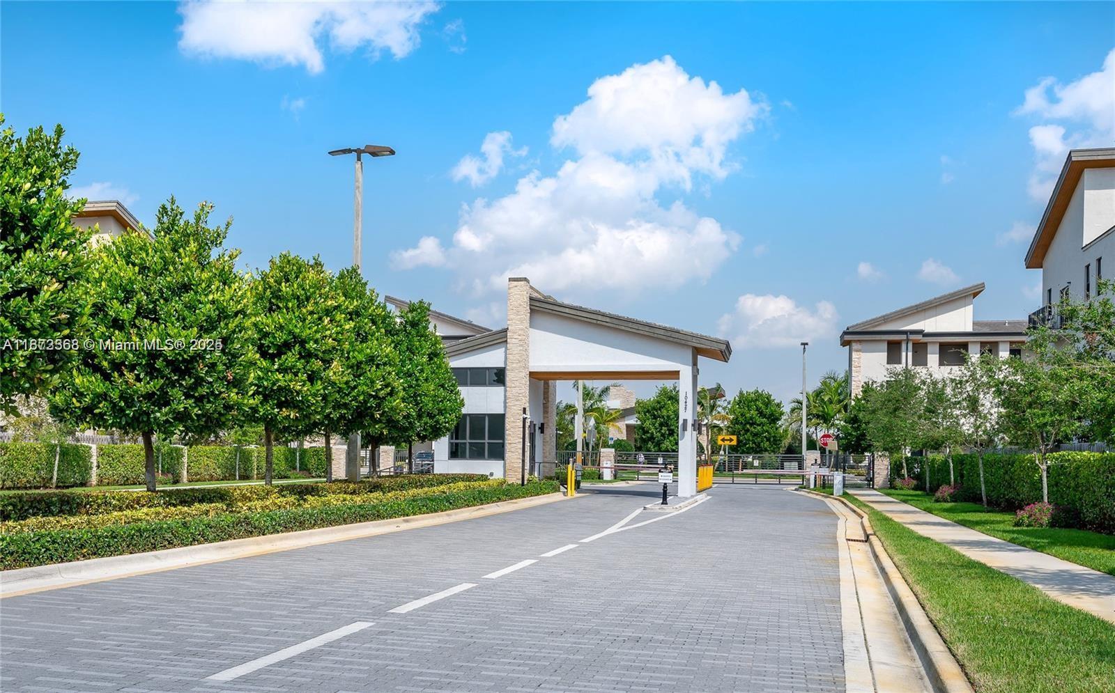 HIGHLAND AT PARK CENTRAL - Residential