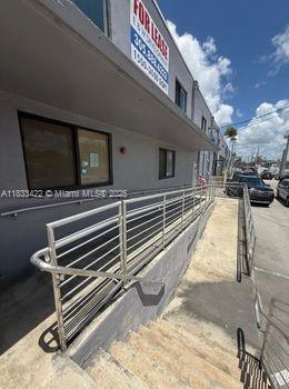 2300 W 8th Ave 1