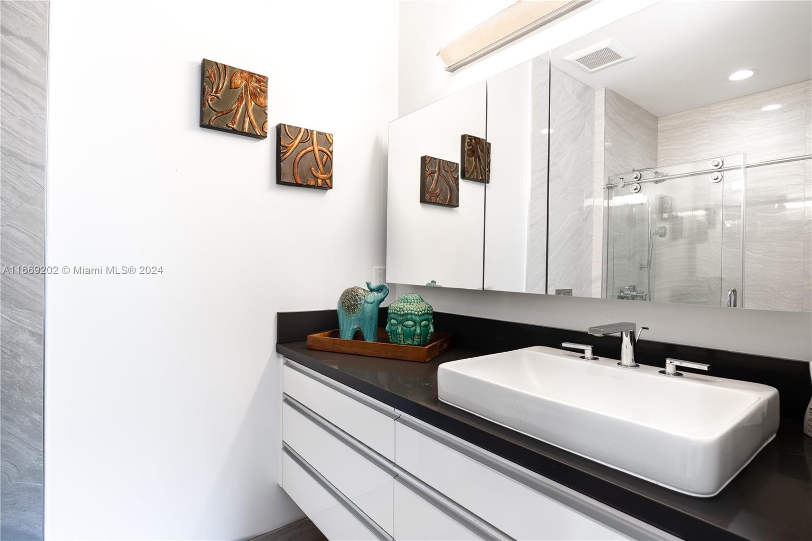 VICTORIA PARK - Residential