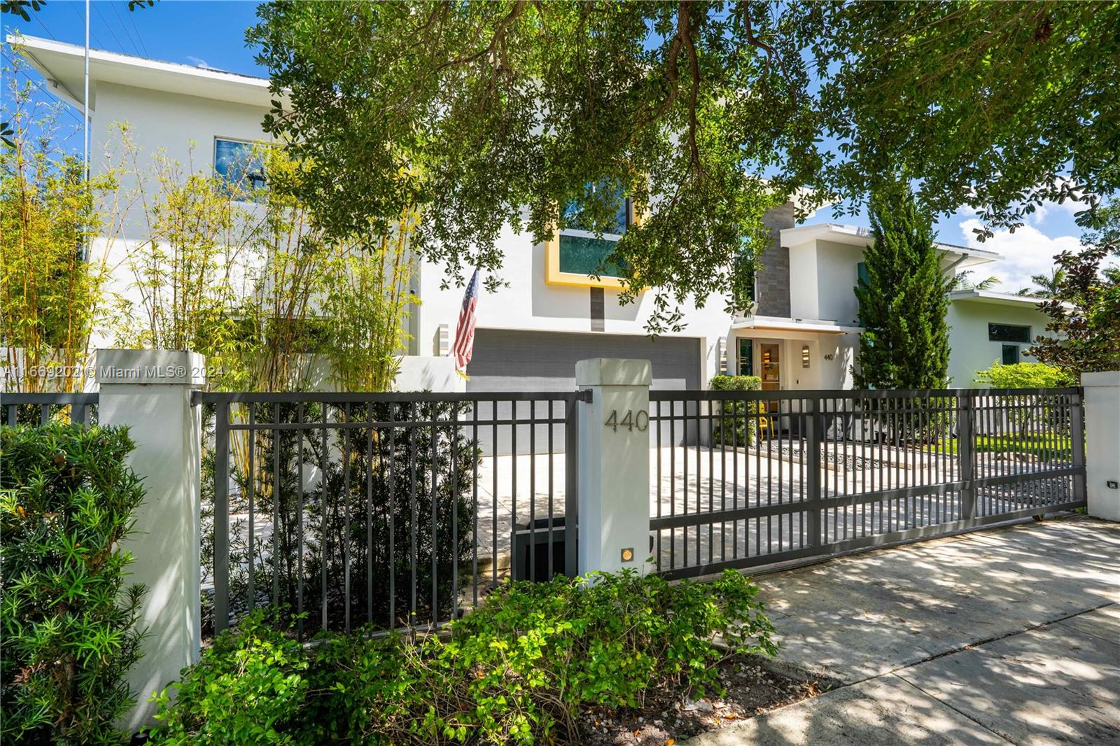 VICTORIA PARK - Residential