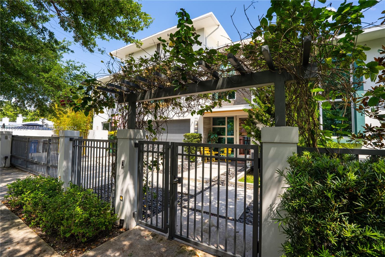 VICTORIA PARK - Residential