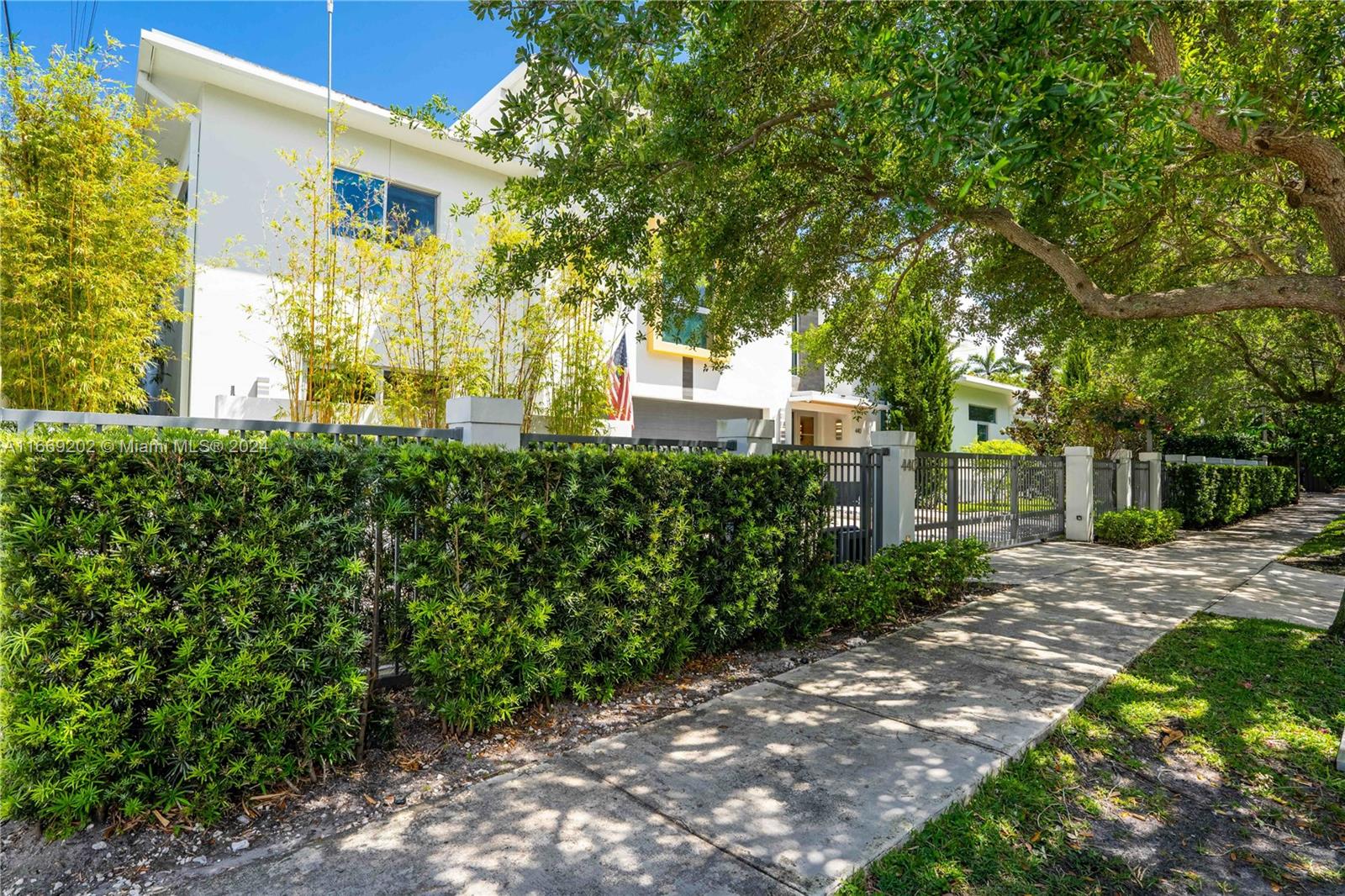 VICTORIA PARK - Residential