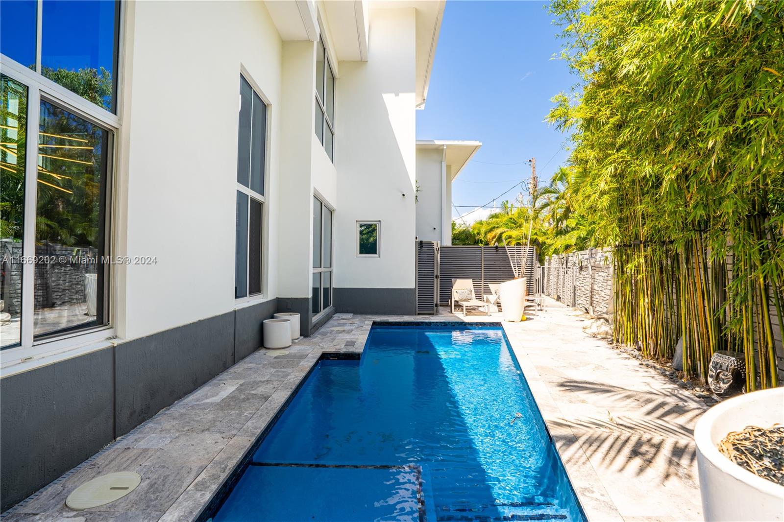 VICTORIA PARK - Residential