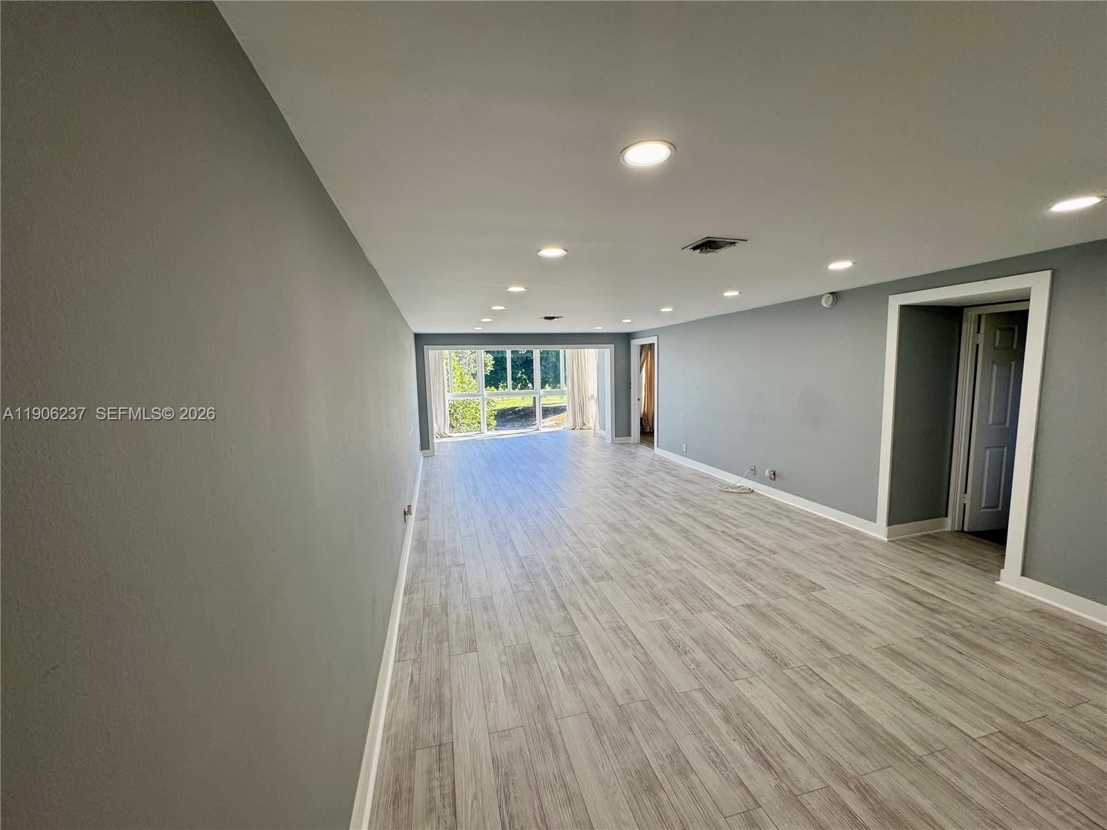 NO 13 PALM-AIRE COUNTRY C - Residential