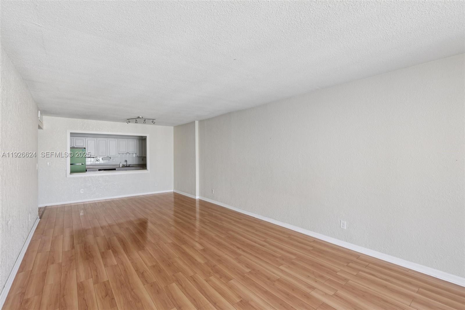 OCEANVIEW BUILDING A COND - Residential Lease