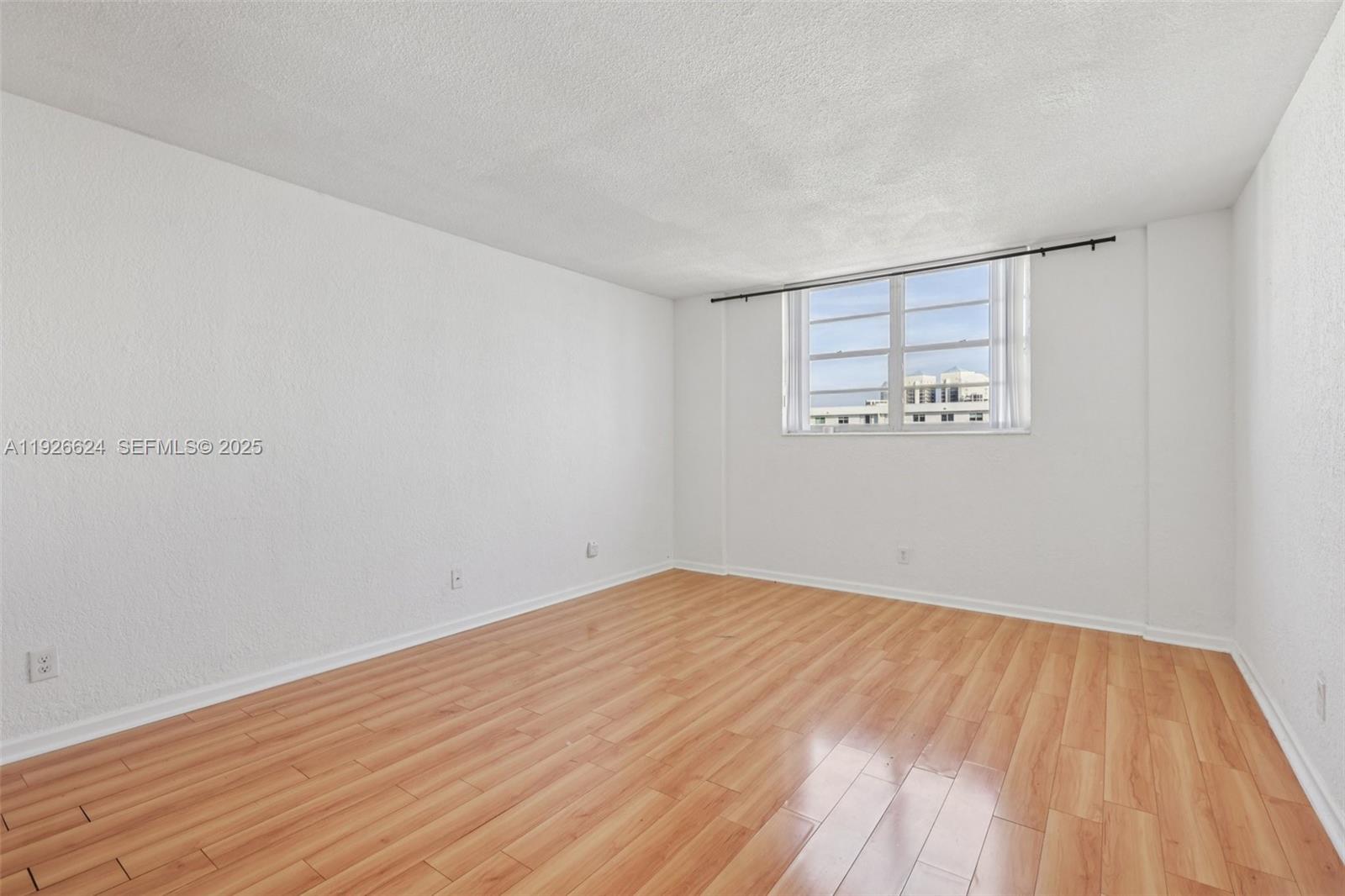 OCEANVIEW BUILDING A COND - Residential Lease