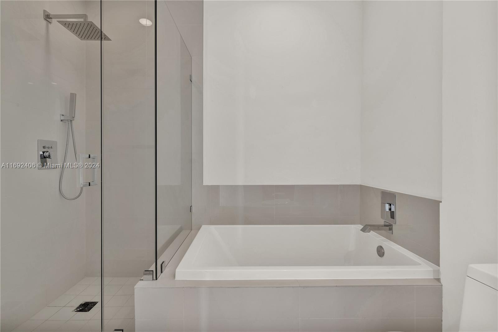 BRICKELL HEIGHTS EAST CON - Residential