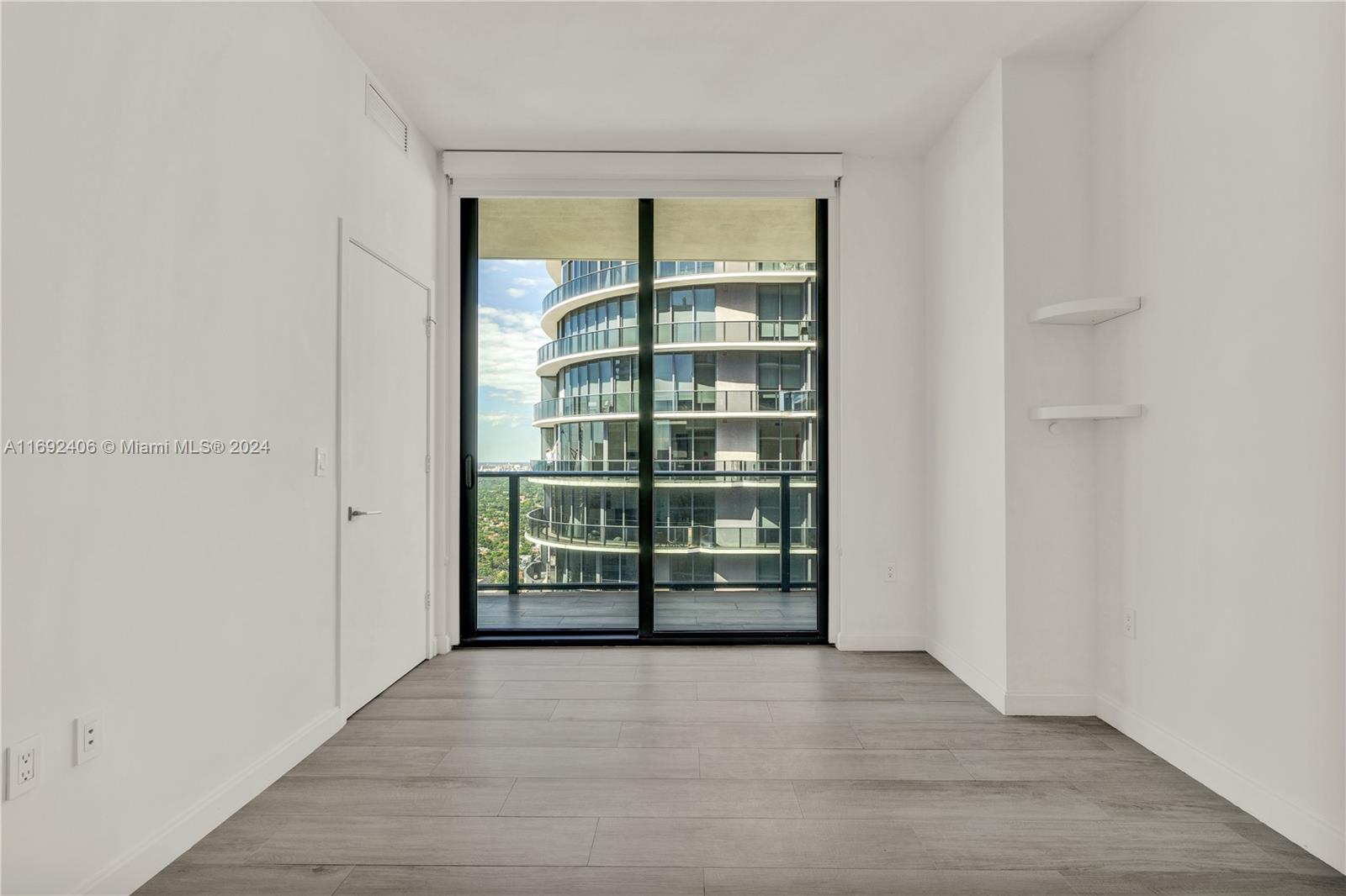 BRICKELL HEIGHTS EAST CON - Residential
