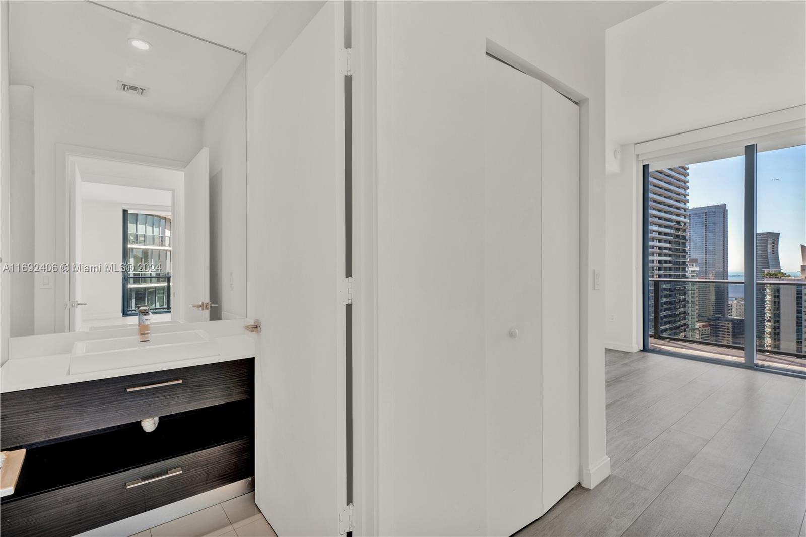 BRICKELL HEIGHTS EAST CON - Residential