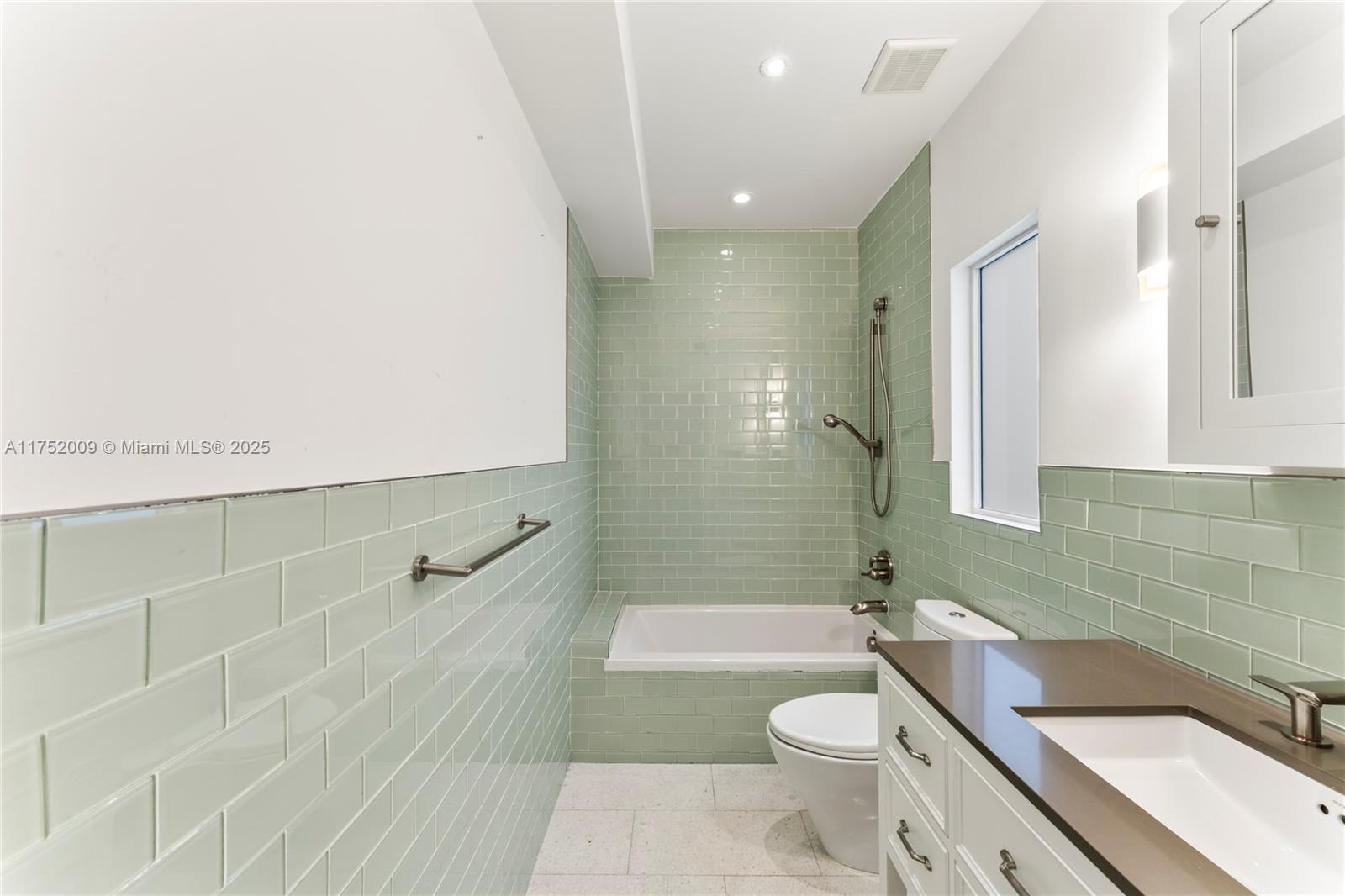 OAK HAVEN SUB SEC 3 - Residential