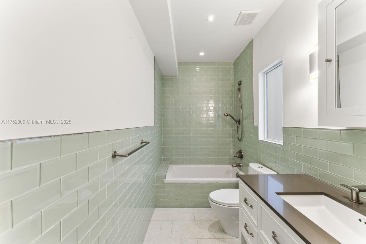 OAK HAVEN SUB SEC 3 - Residential