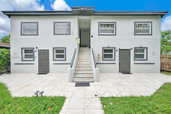 414 NW 53RD ST, MIAMI, FL 33127 - Image bfc7cd0308e0bc8dd66be6eb02da5619/2364322026