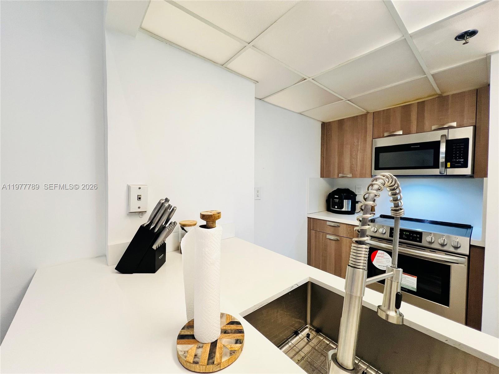 BRICKELL KEY II CONDO - Residential Lease