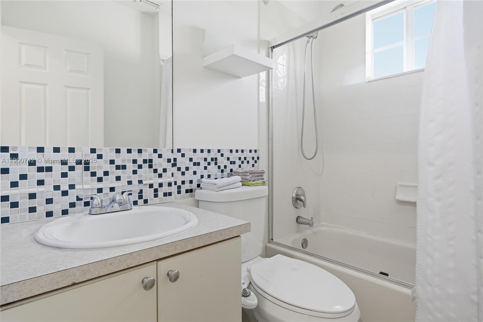 KEYS LANDING - Residential