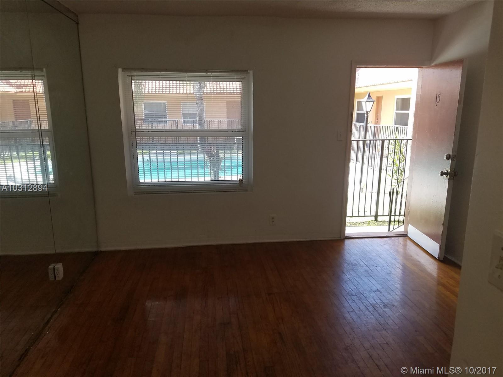 HOLLYWOOD - Residential Lease