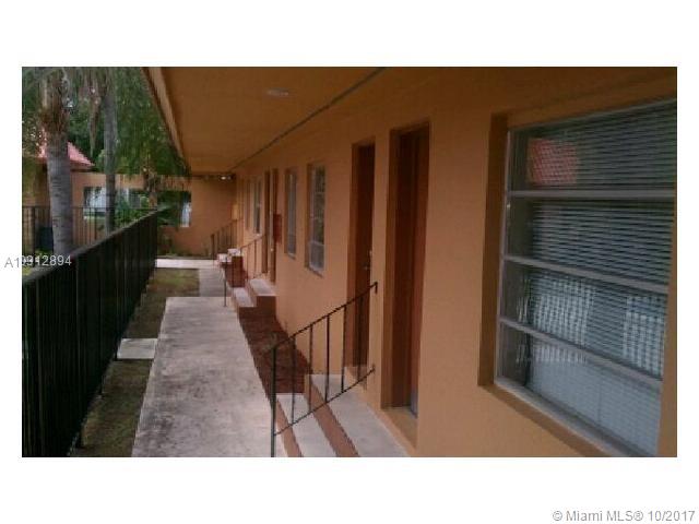 HOLLYWOOD - Residential Lease