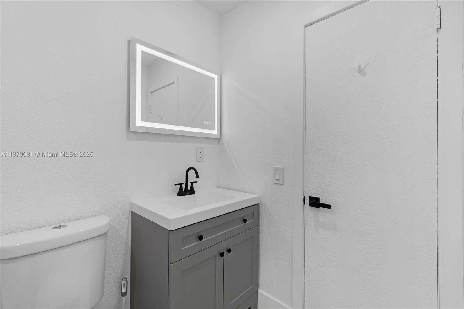 WINDWARD ESTATES SEC 1 - Residential Lease