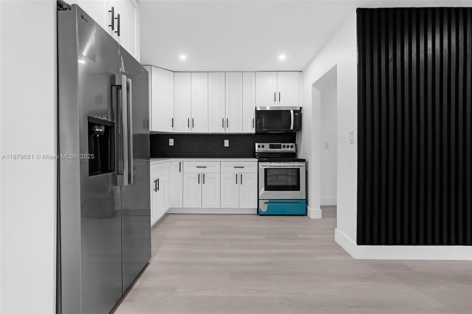 WINDWARD ESTATES SEC 1 - Residential Lease