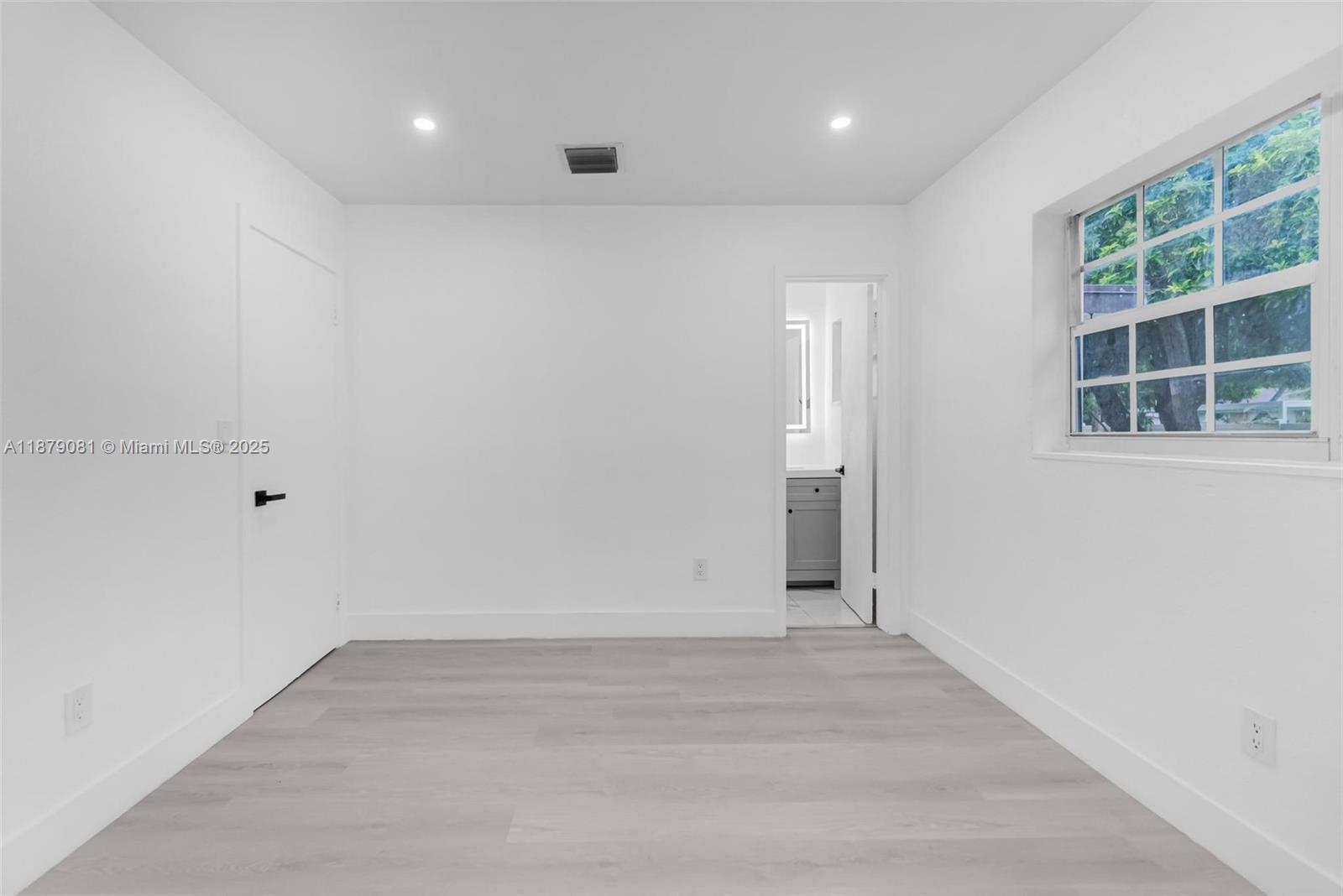 WINDWARD ESTATES SEC 1 - Residential Lease