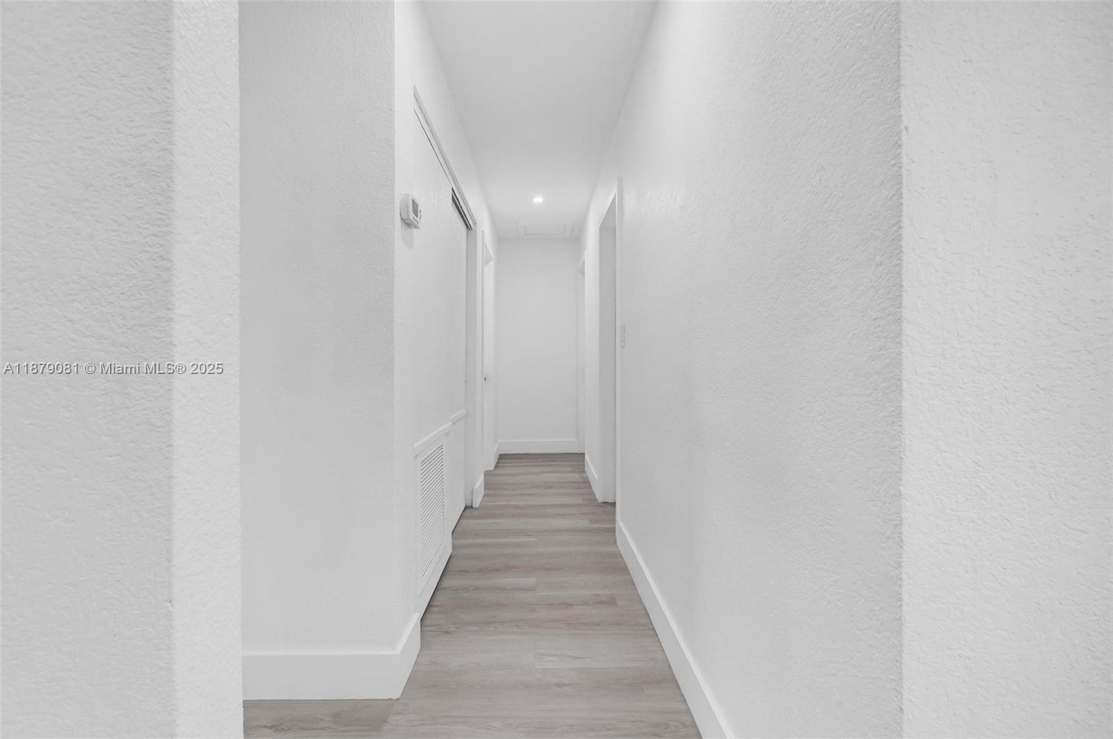 WINDWARD ESTATES SEC 1 - Residential Lease