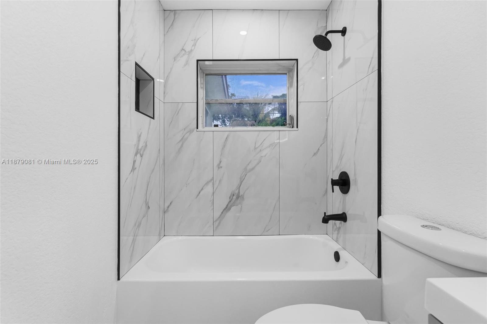 WINDWARD ESTATES SEC 1 - Residential Lease