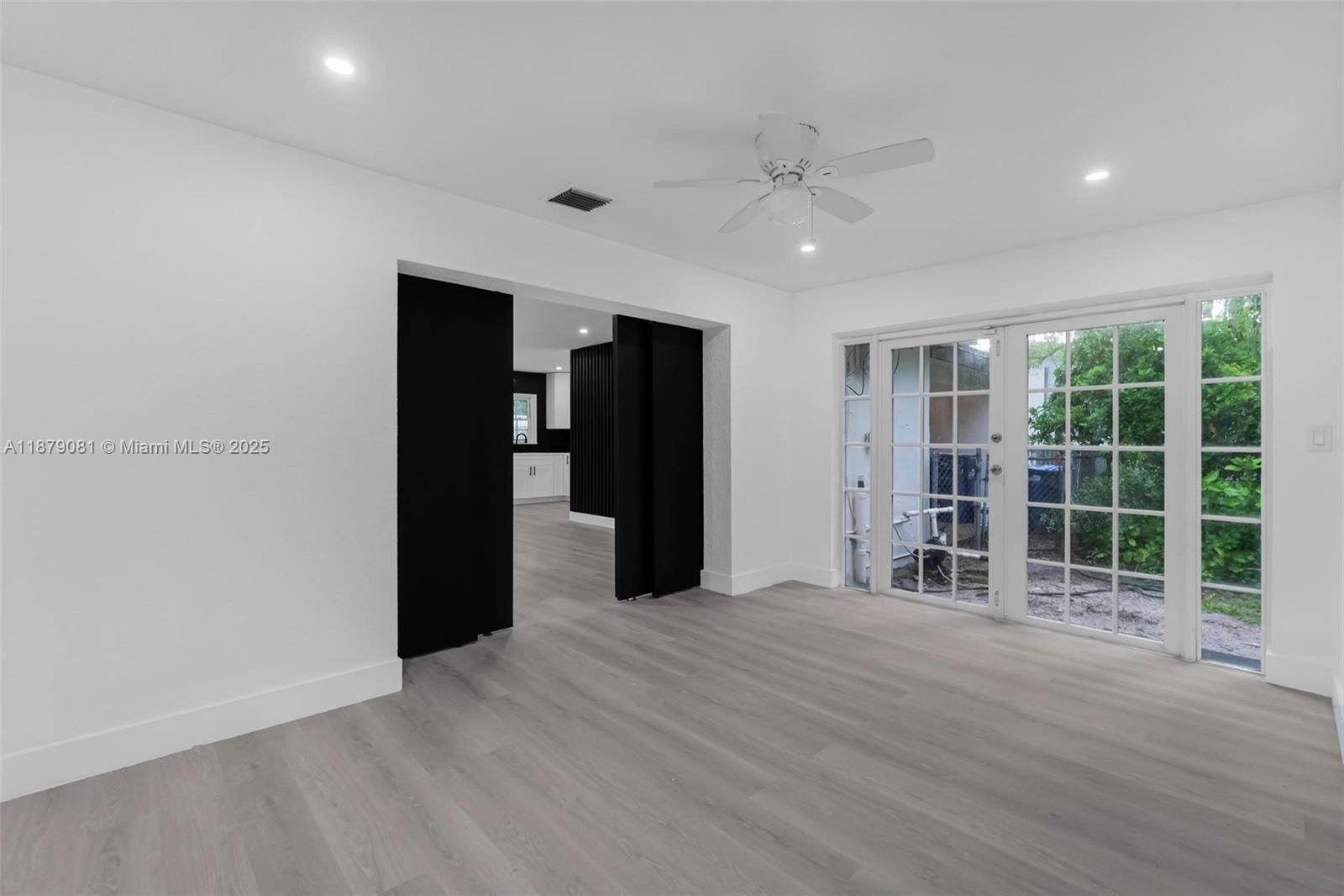 WINDWARD ESTATES SEC 1 - Residential Lease