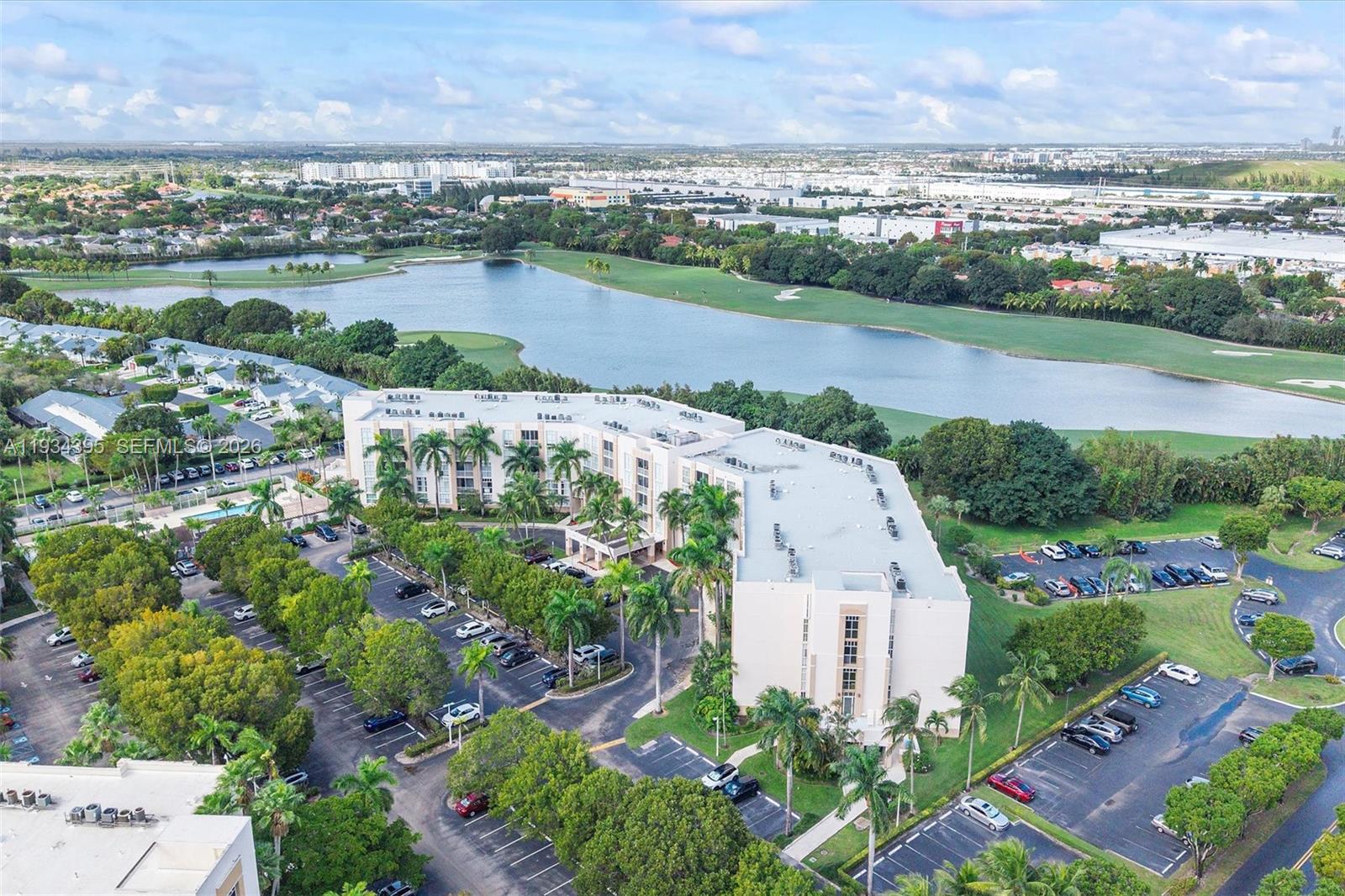 DORAL HOUSE CONDO NO 1 - Residential