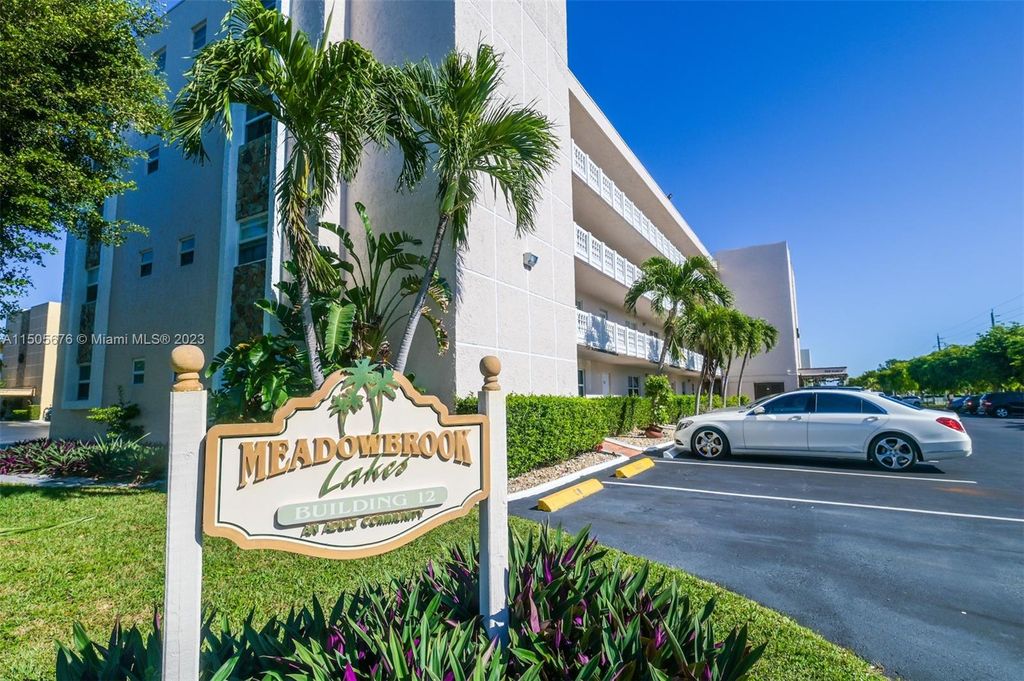 Photo of 315 SE 11th Ter #105, Dania Beach, FL 33004 (MLS # A11505676)