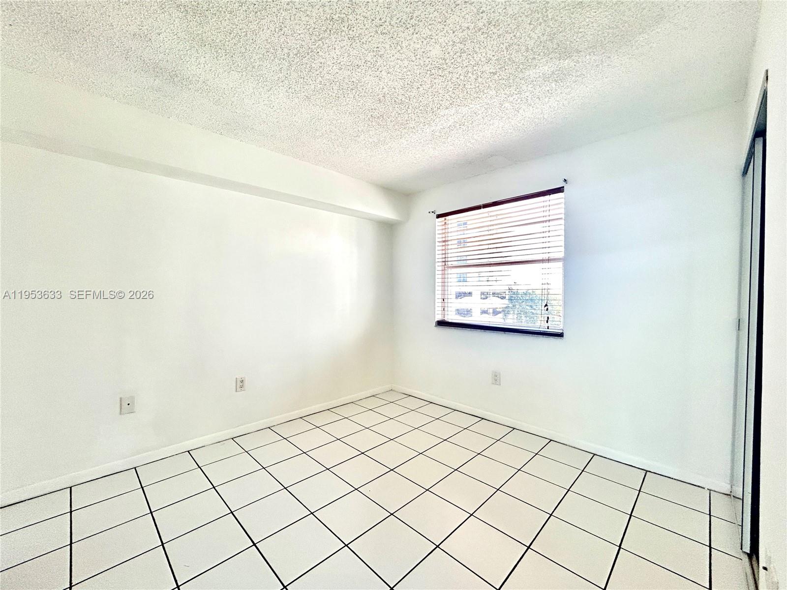 MARBELLA BY THE GROVE CON - Residential