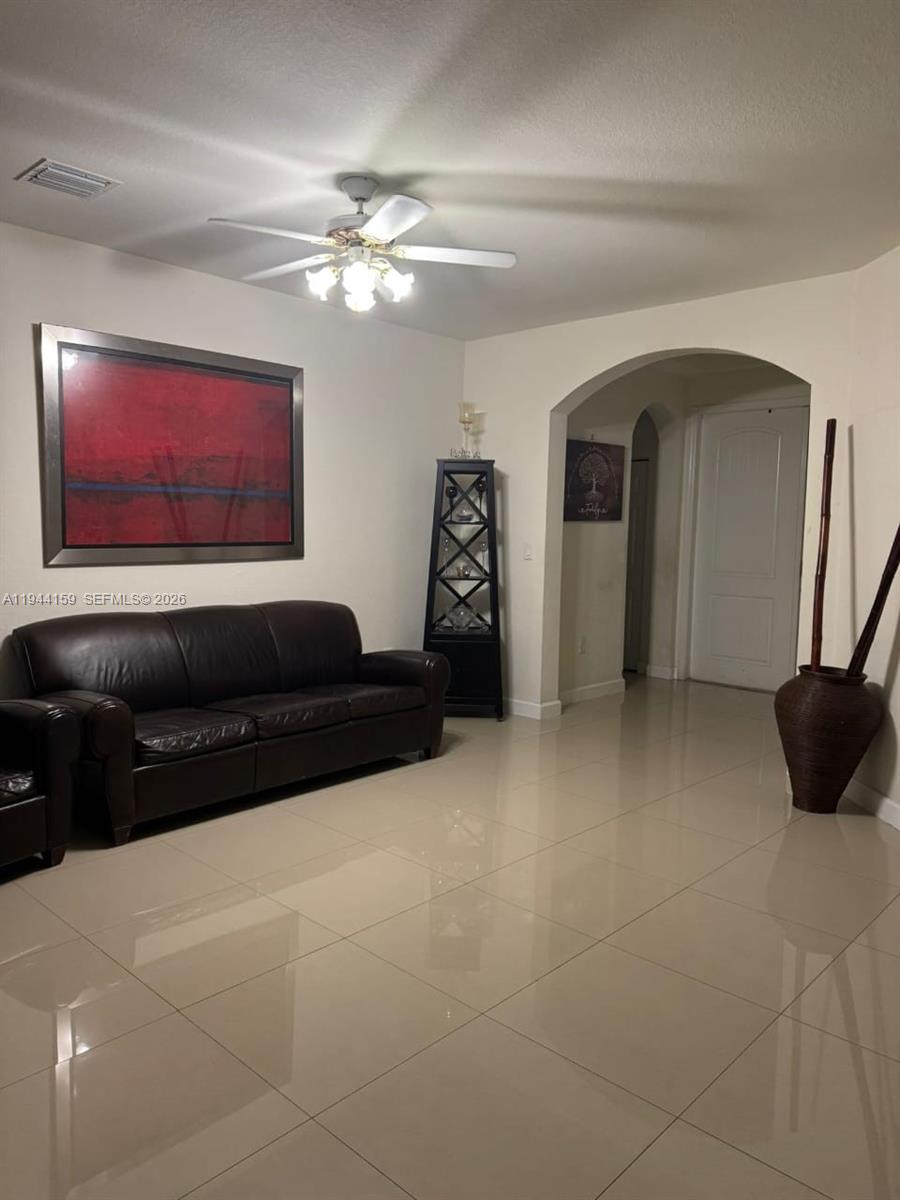 VENETIAN PARC WEST - Residential