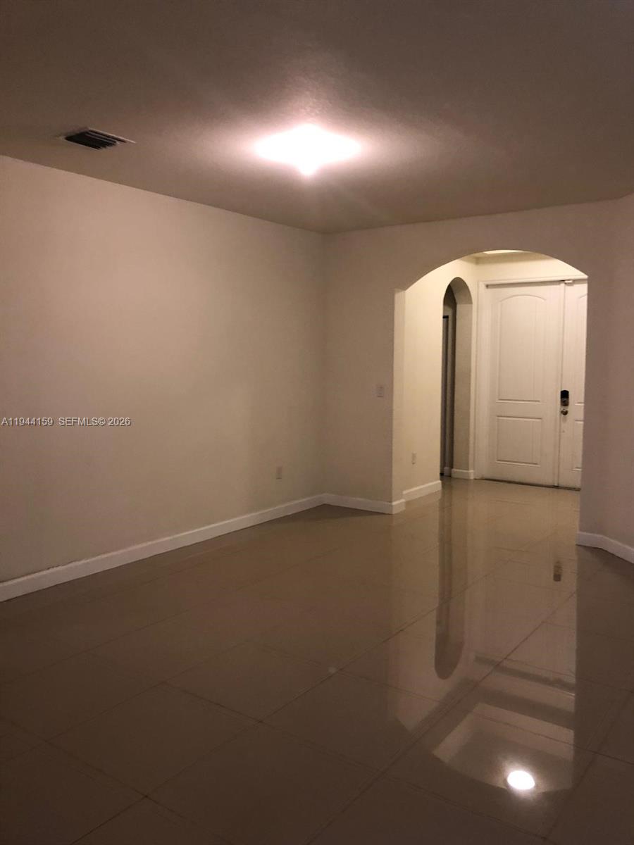 VENETIAN PARC WEST - Residential