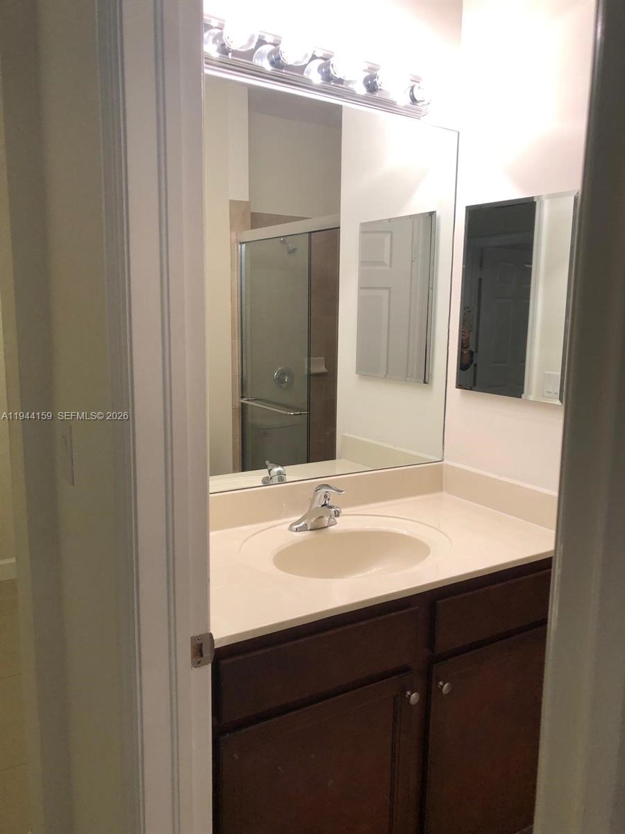 VENETIAN PARC WEST - Residential