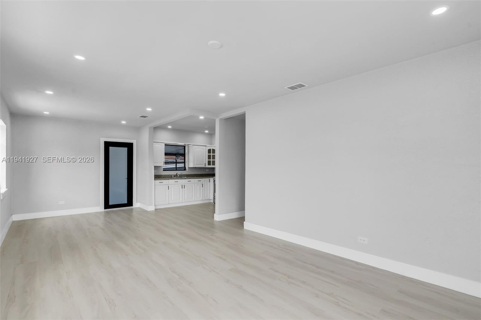 INGLESIDE PARK - Residential