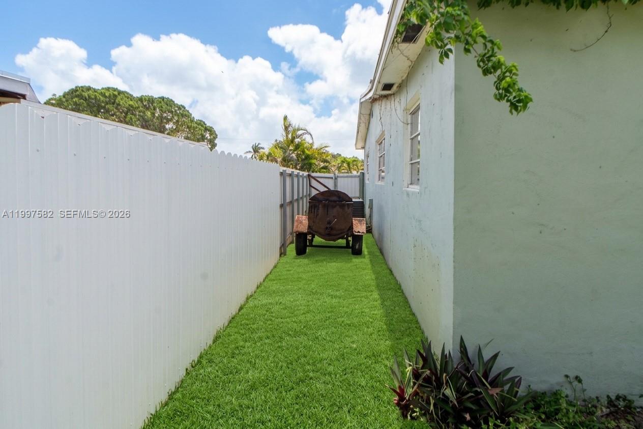 MYRTLE GROVE 1ST ADDN - Residential