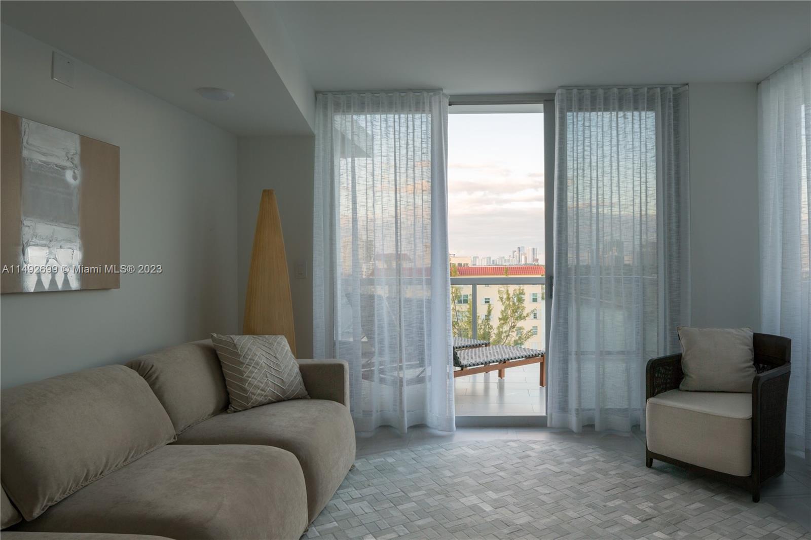 THE IVORY RESIDENCE CONDO - Residential