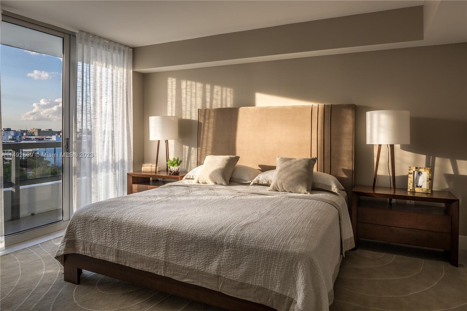 THE IVORY RESIDENCE CONDO - Residential